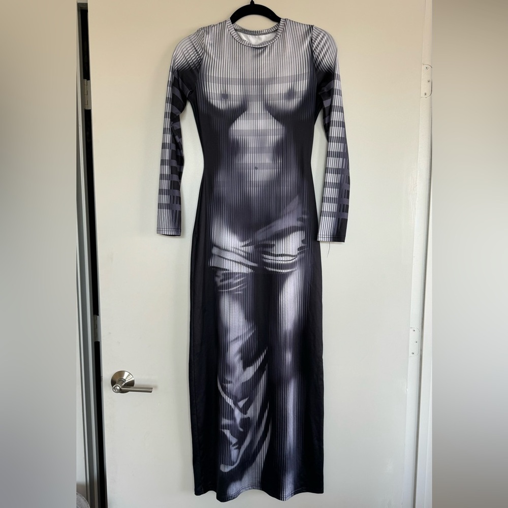 Body Morph Ribbed Maxi Dress - Picture 3 of 3